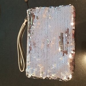 💕BCBGERATION💕 Sequin Wristlet Clutch ~ Gunmetal Silver NWT